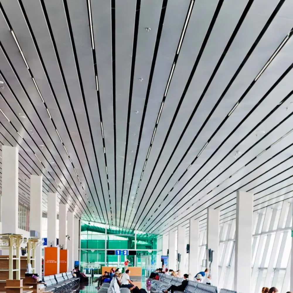Strip Ceiling - Strip Metal Specialty Ceiling | USG ME - Image 2
